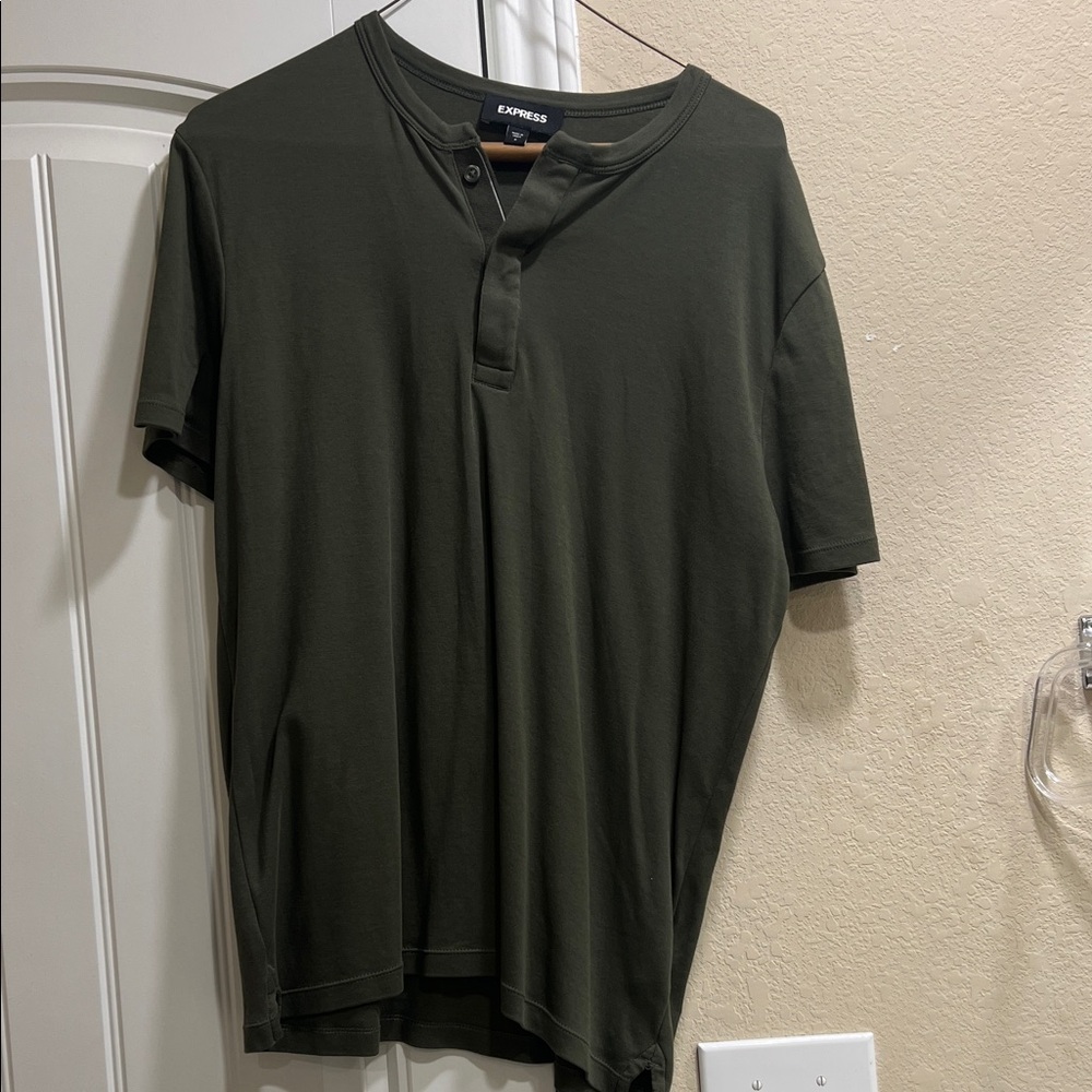 Express Men's Olive Green Casual Button-Down Shirt